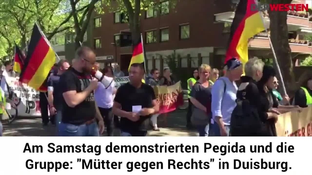 Pegida und _Mütter Gegen Gewalt_ Demonstrieren in Duisburg. - HIRES