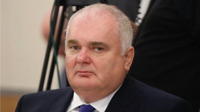 Nach Russland-Angriff: Gazprom-Vertreter Warnig zieht sich aus Schalker-Aufsichtsrat zurück