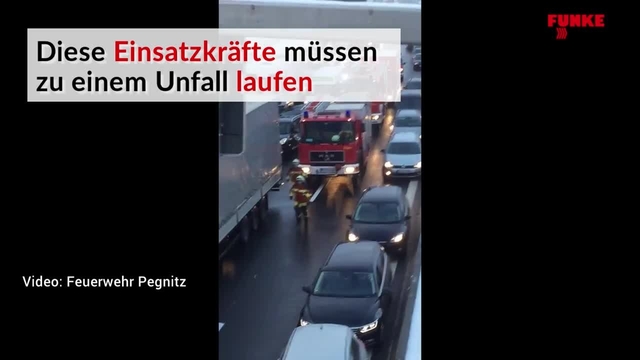 Rettungsgasse â€“ so geht's richtig