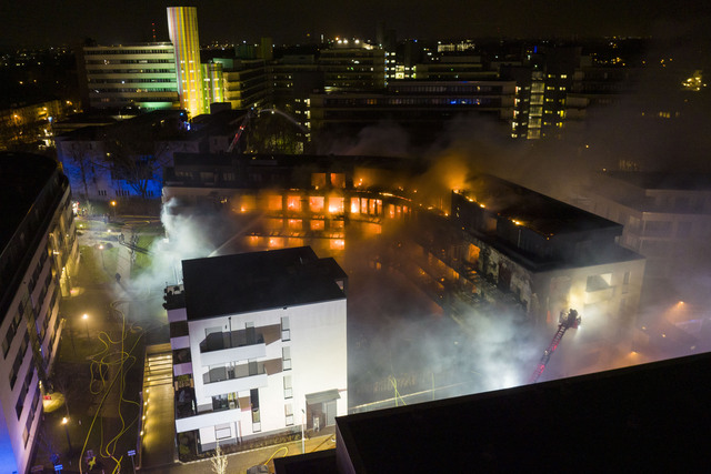 Essen: Feuer-Inferno in der Nacht – am Morgen werden die dramatischen Folgen sichtbar