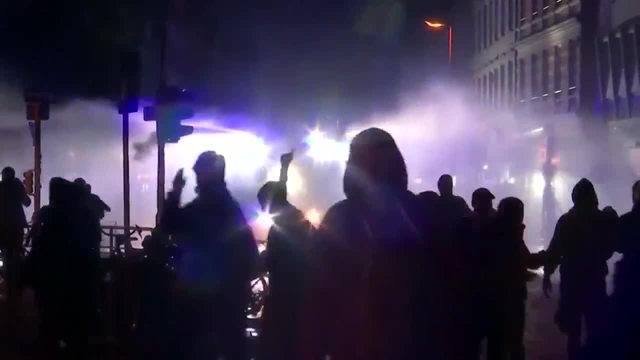 Erneut nächtliche Zusammenstöße im Schanzenviertel