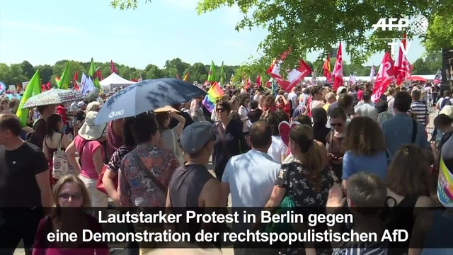 Tausende protestieren gegen AfD-Demo in Berlin