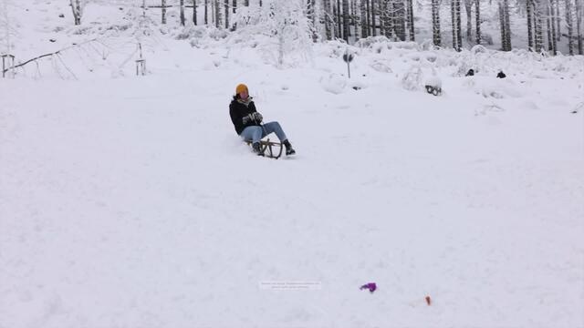 Niedersachsen: Winter-Spaß und Schnee-Chaos