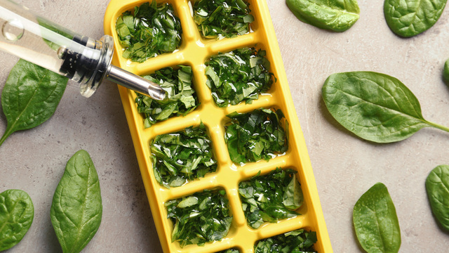 Kr&auml;uter einfrieren: So bleiben sie l&auml;nger frisch