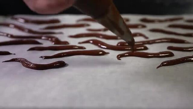 Da ist noch mehr drin! 3 total verr&uuml;ckte Kuchen mit &Uuml;berraschungseffekt