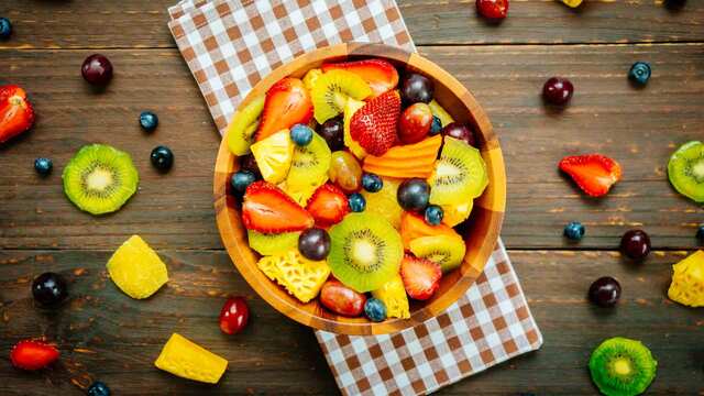 Rezept f&uuml;r Green Goddess Salad: Dieser Salat geht auf TikTok viral!