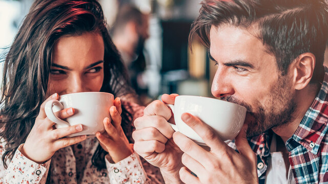 Uhlala! DIESE Sternzeichen sind ultra charmant!