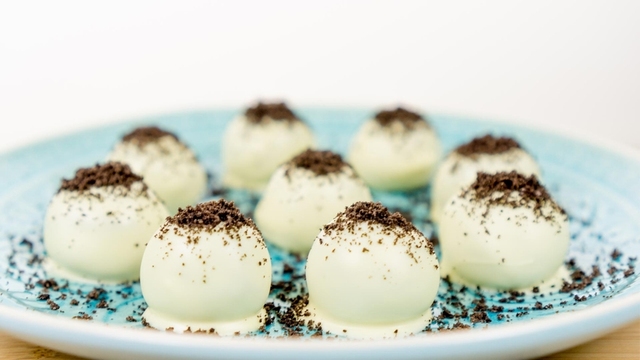 Vorab im Video: Veganes Oreo-Eis selber machen