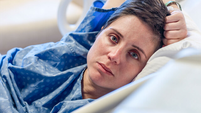 Erschreckend: Jede 2. Frau erlebt Gewalt unter der Geburt