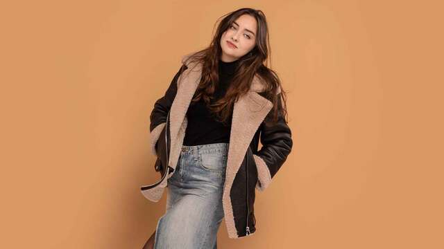 Rock-Trends: So tragen wir den Maxi-Jeansrock diesen Fr&uuml;hling und Sommer