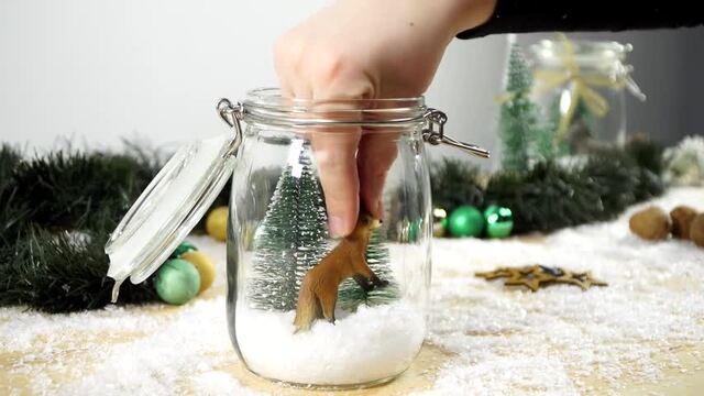 Winterlandschaft im Glas: M&auml;rchenhafte Deko zum Selbermachen