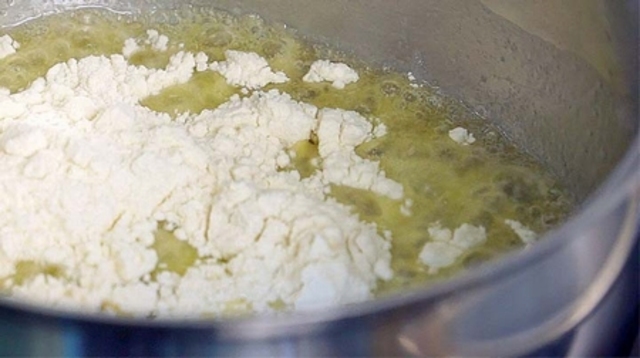 Dieses B&eacute;chamelsauce-Rezept m&uuml;sst ihr kennen (und die Varianten auch!)