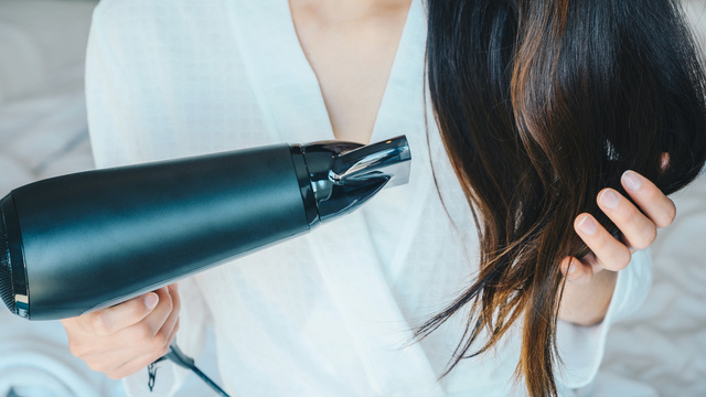 Beauty-Frage: Wof&uuml;r braucht man eigentlich die Kaltstufe beim F&ouml;hn?