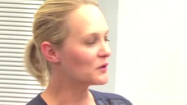 Haare selber schneiden: So entfernst du kaputte Spitzen