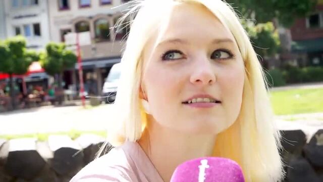 Freunde oder Partner: Mit wem macht ihr lieber zusammen Urlaub? 