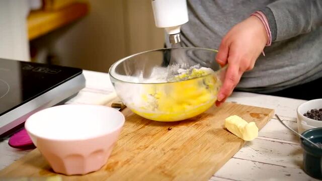 Weltbester Apfelkuchen mit Lavendel: Dieses Rezept ist einfach nur g&ouml;ttlich!