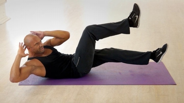 Lass es brennen! Die Top 3 Workouts f&uuml;r einen flachen Bauch