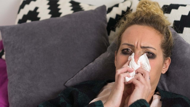 Direkt eine Neue? Wie M&auml;nner tats&auml;chlich mit Liebeskummer umgehen